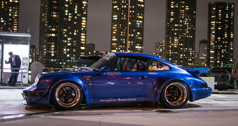 Illustration for article titled This Parking Lot In Tokyo Will Bring All Your Car Fantasies To Life